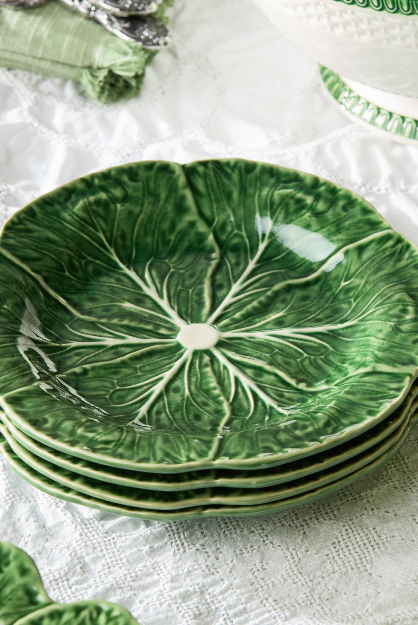 Le Jardin Cabbage 3-D Salad Plate 9in - Gather Goods Co.