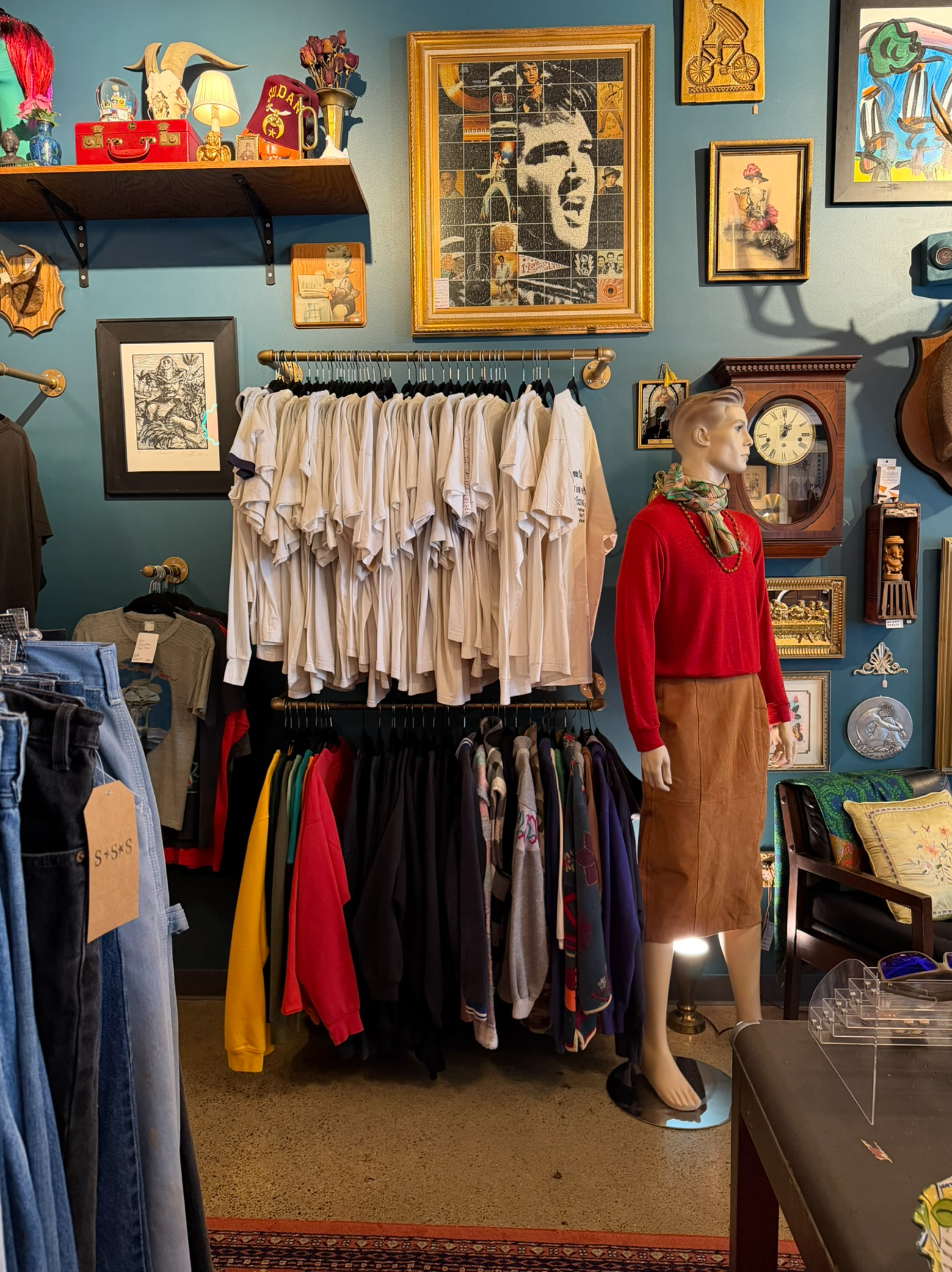 Around Town, Shops & Sights From The Triangle