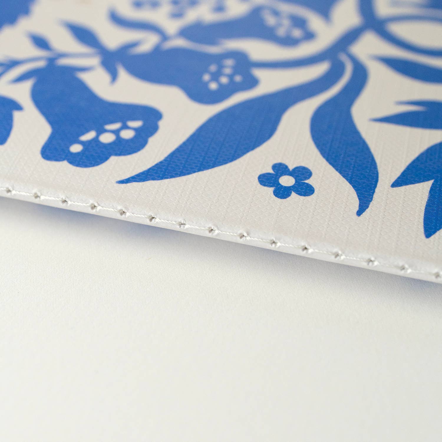 BLUE FLORAL | UNDATED MONTHLY PLANNER - Gather Goods Co.